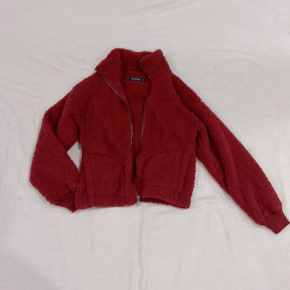 Abercrombie and fitch red Sherpa jacket. Barely worn, size XS